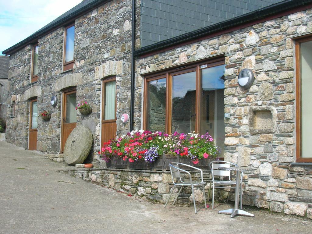 Bed and Breakfast Polhilsa Farm Callington Exteriér fotografie